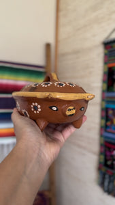 Puerquito with Lid